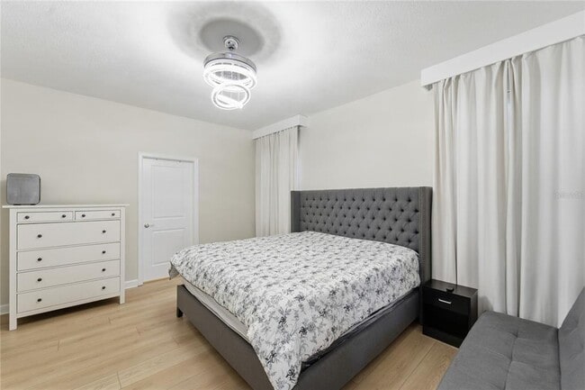 Building Photo - 9014 Pinch Shot Dr