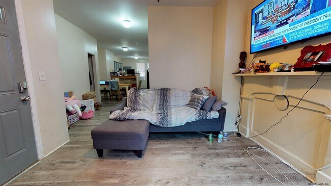 Building Photo - 65 West St