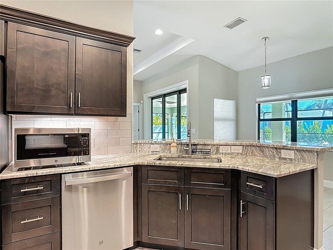 Building Photo - 540 Alabama Ave