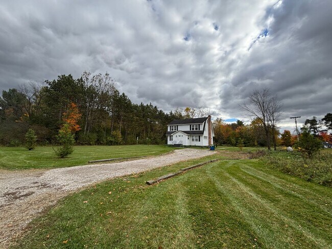 Building Photo - 2325 Johns Town