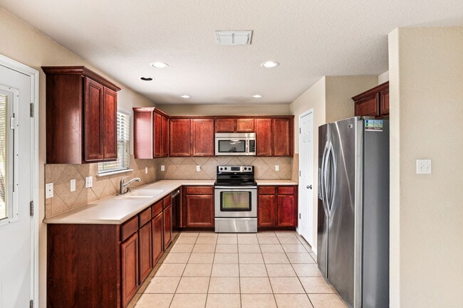 Building Photo - 9303 Ingleton