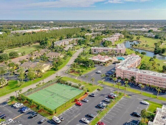 Building Photo - 200 Turtle Lake Ct