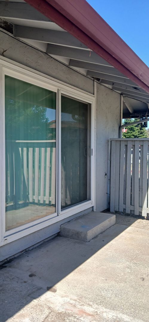 Building Photo - Tabor Oaks