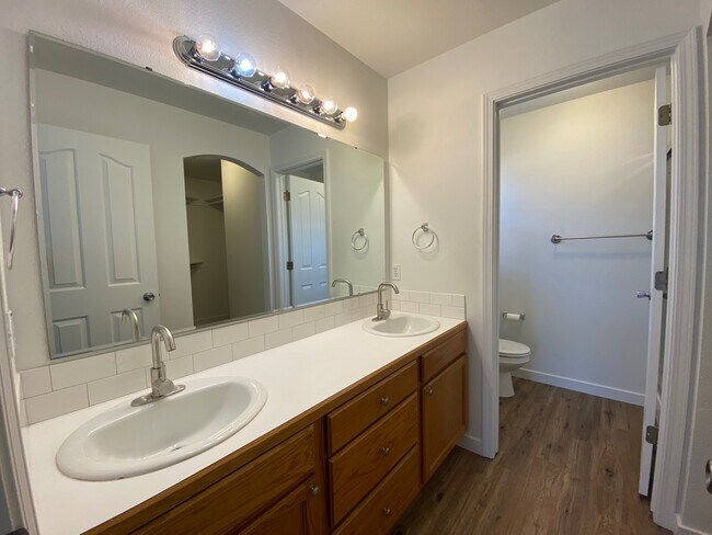 Building Photo - 11619 W Gabrielle Ct