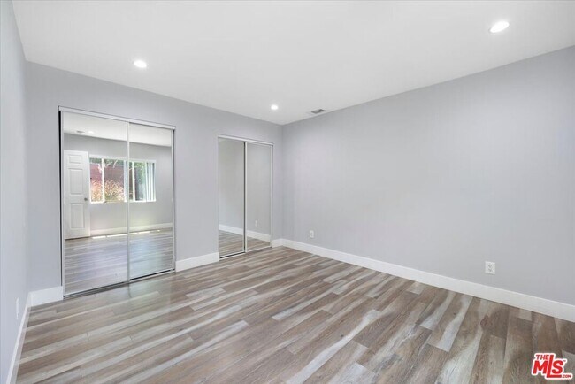 Building Photo - 6652 Orion Ave