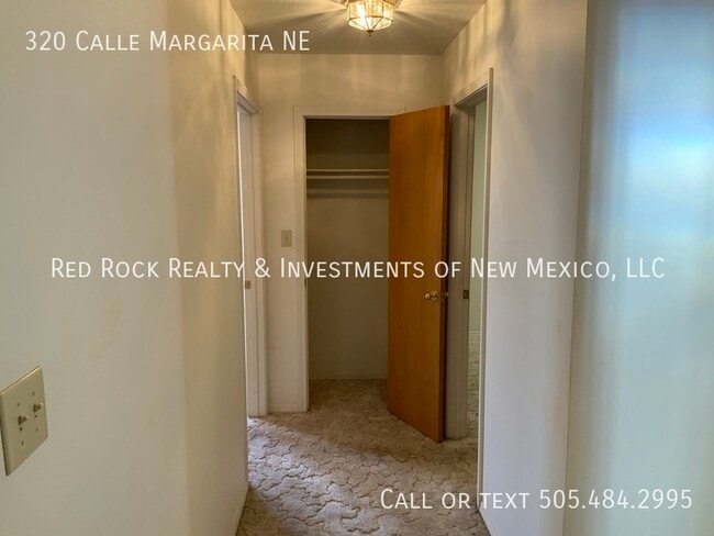 Building Photo - 320 Cll Margarita NE