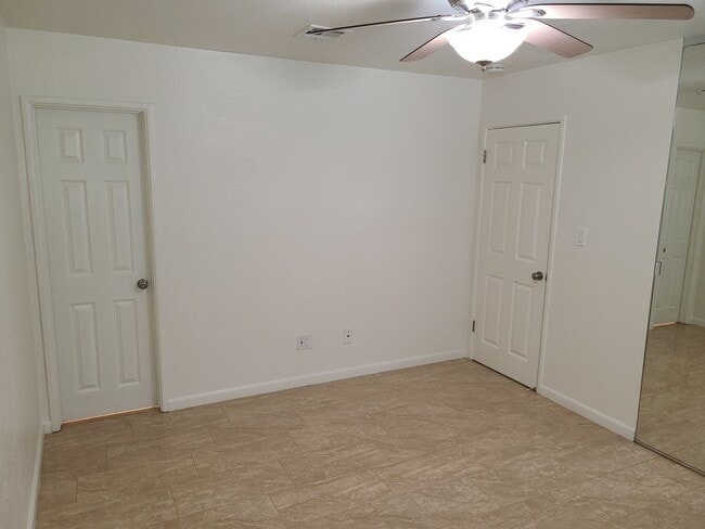 Building Photo - 851 Taft Ave