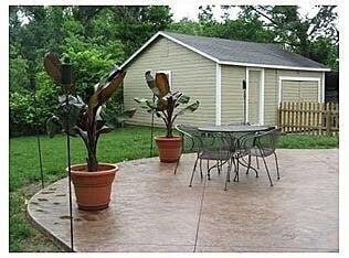 Building Photo - Historical Style Home Minutes from Campus and Downtown Fayetteville