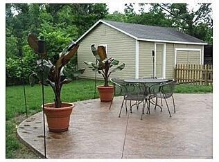 Building Photo - PRE-LEASING Historical Style Home Minutes from Campus and Downtown Fayetteville