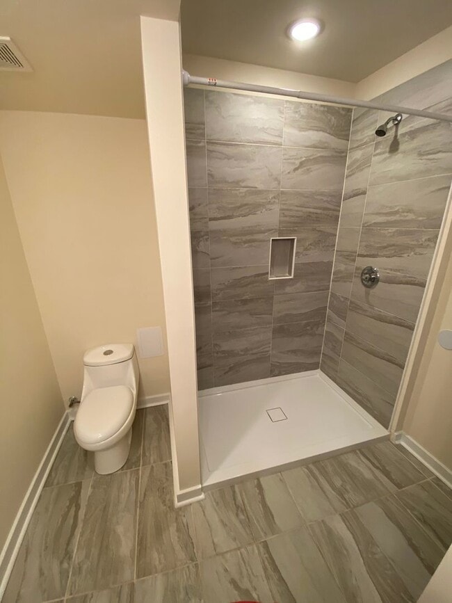 Building Photo - 5110 Arch St