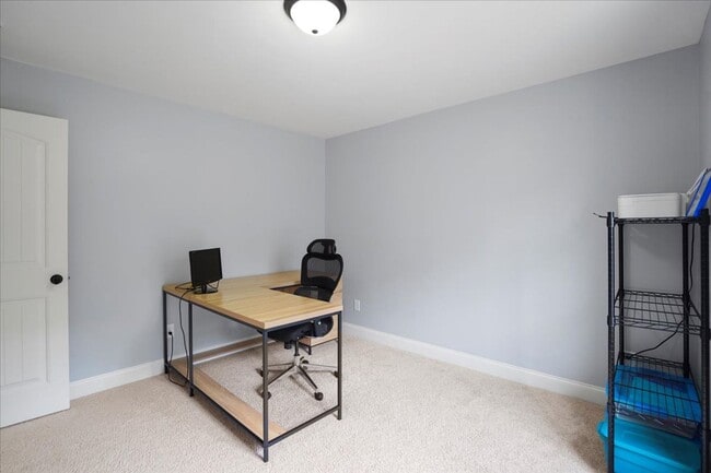 Building Photo - 4 Bedroom, 2.5 Bathroom home in Grovetown with fenced yard and 2-car garage