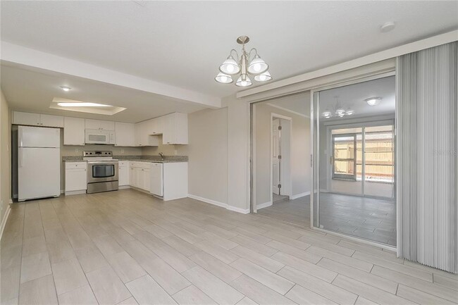 Building Photo - 9141 Haverford Ln