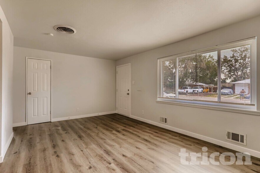 Building Photo - 3115 Xanadu St