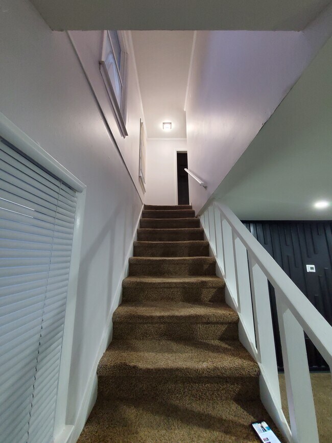 Stairway - 909 Ellis St