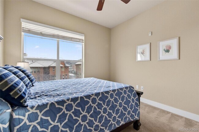 Building Photo - 10111 Inverness Main St