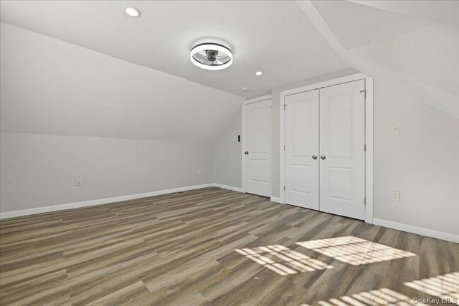 Building Photo - 18 Durham Rd