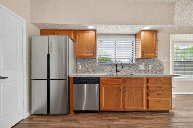 Building Photo - 1503 Quail Trace Dr