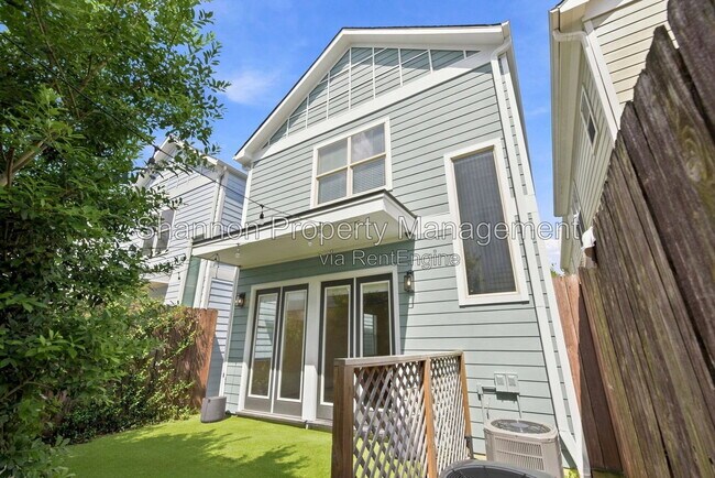 Building Photo - 1531 Dorothy St