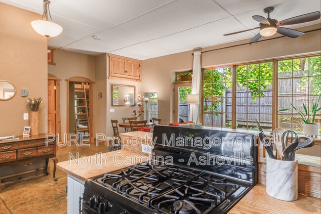 Building Photo - 226 Brickyard Rd