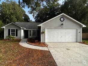 Building Photo - 3/2 with fenced in yard!