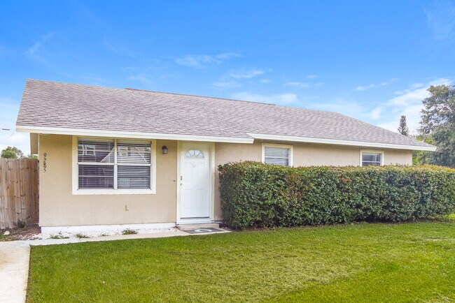 Building Photo - 9285 101st Ave