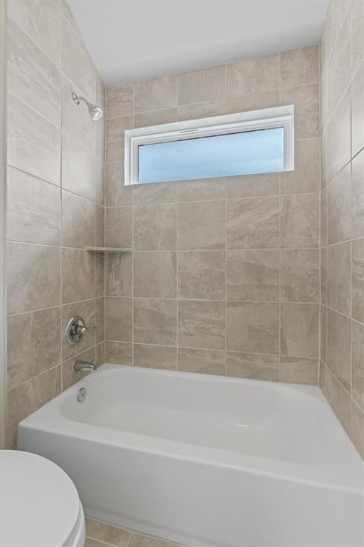 Building Photo - 205 Riverhill Cv