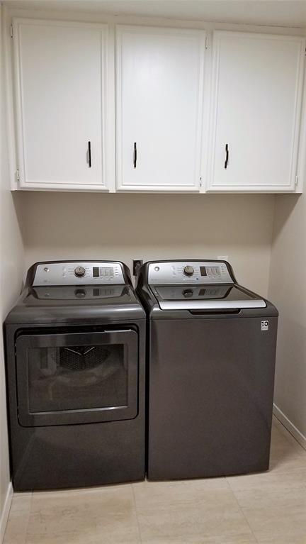 Building Photo - 2125 Island View