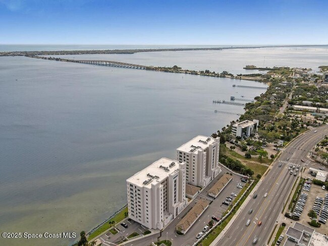 Building Photo - 1435 S Harbor City Blvd
