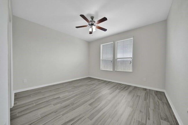 Building Photo - 2619 Skyview Silver Dr