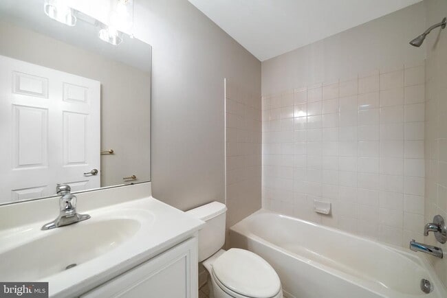 Building Photo - 249 Flagstone Rd