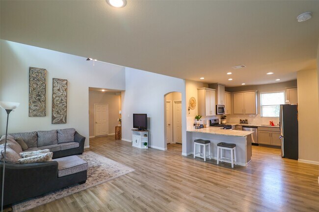 Building Photo - 27035 Badger Way