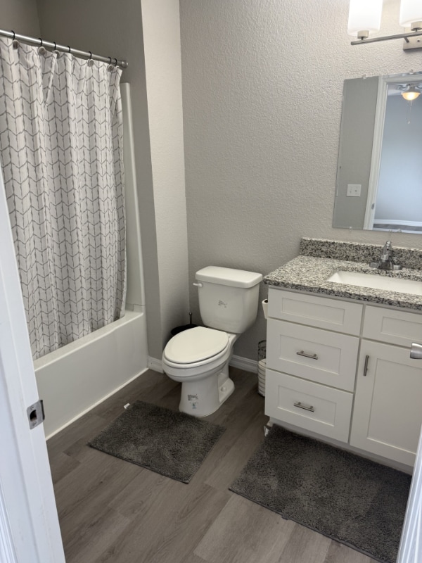 Building Photo - 1935 Ave O SW