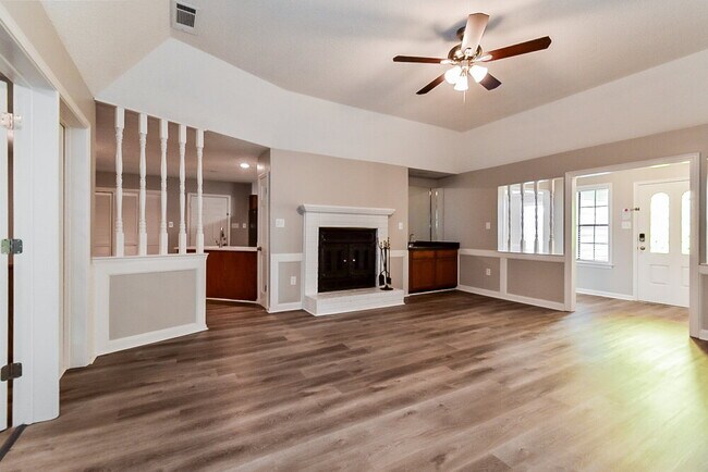Building Photo - 8400 Chimneyrock Blvd.