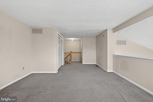 Building Photo - 4202 Waltham Ct