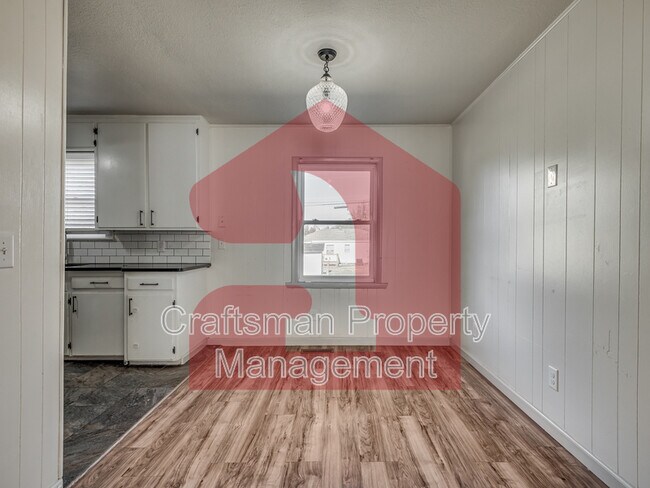 Building Photo - 3225 NW 33rd St