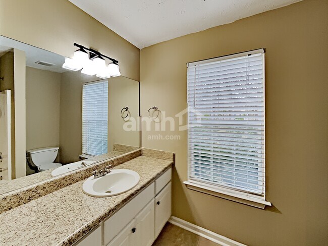 Building Photo - 4101 S Fork Dr