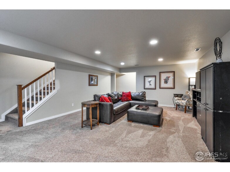 Building Photo - 2980 Hydra Dr