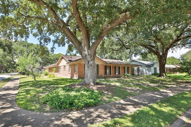 Building Photo - 4403 Omeara Dr