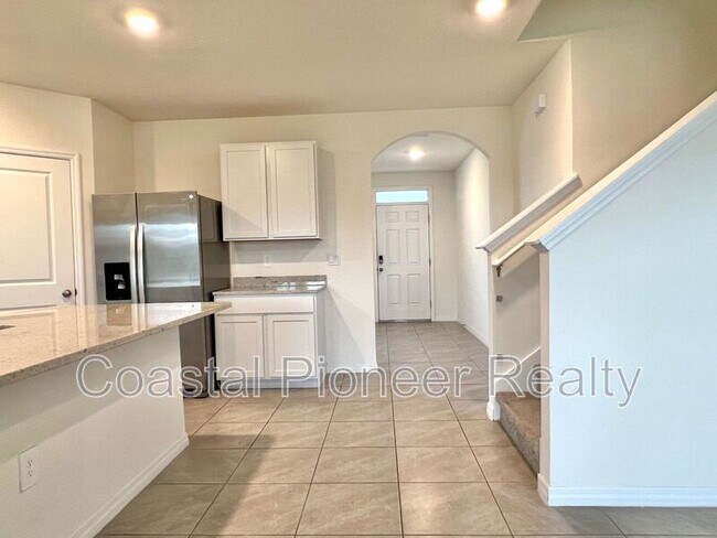 Building Photo - 17506 Canopy Pl