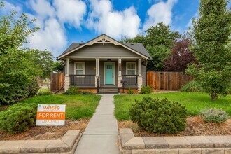 Building Photo - 4994 Julian St
