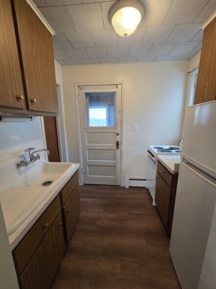 Building Photo - 625 Palm St