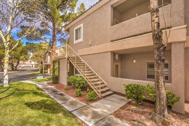 Building Photo - 5250 S Rainbow Blvd