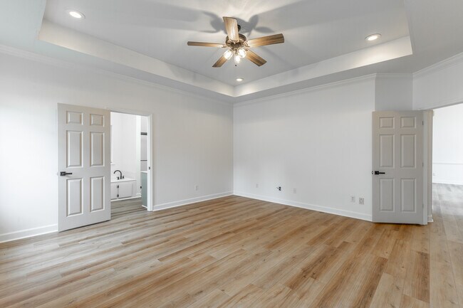 Building Photo - 7782 Prince Dr