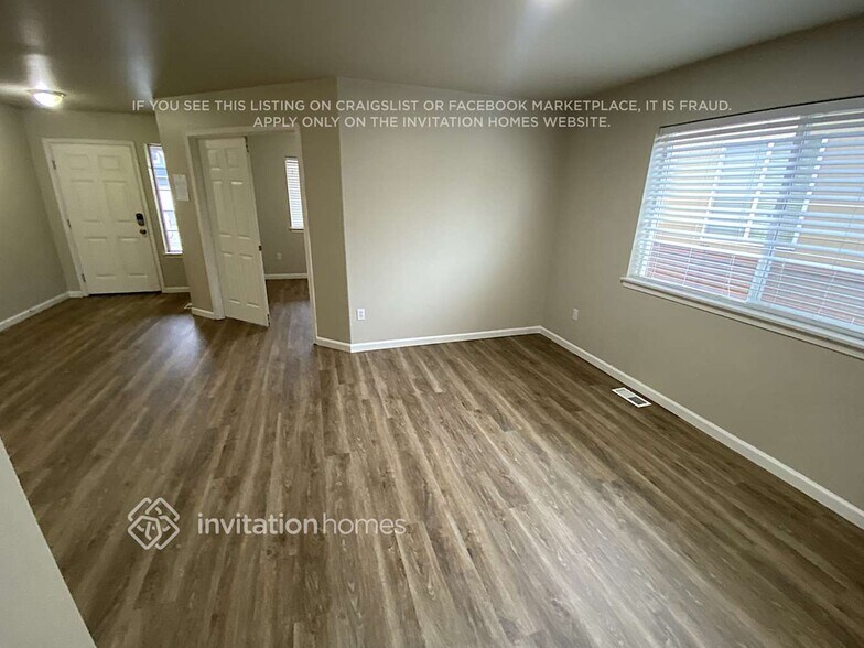 Building Photo - 21007 82nd St E