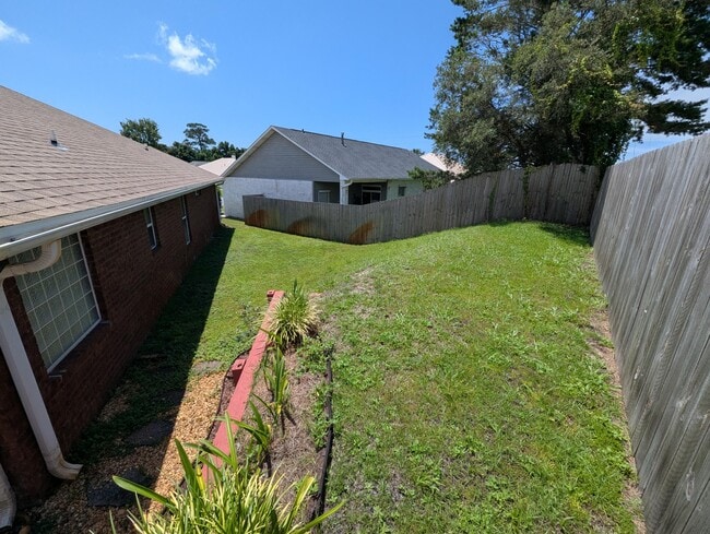 Building Photo - 462 Sandmore Shores Dr