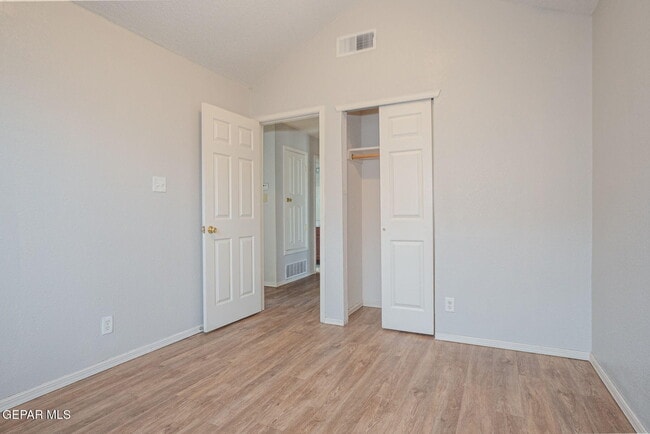 Building Photo - 3057 Tierra Mina Dr