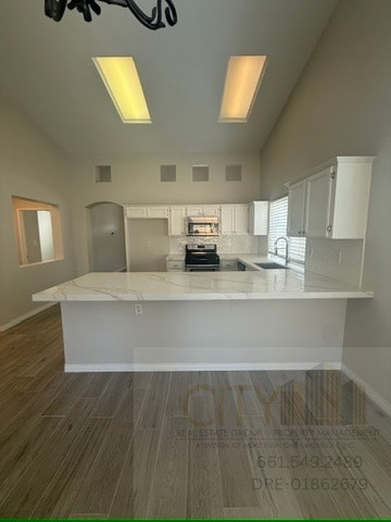 Building Photo - 9902 Marco Polo Ave