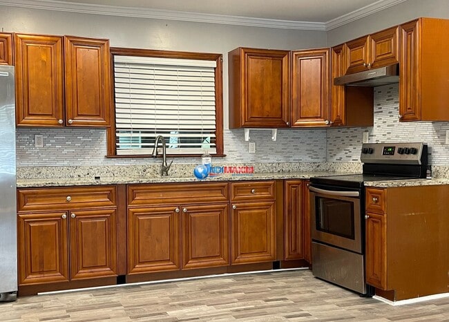 Building Photo - Newly RENOVATED ranch in Decatur