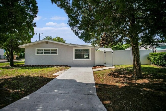 Building Photo - 4602 W Hawthorne Rd