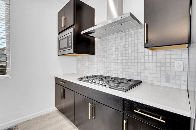Building Photo - $3,425.00, 4 Beds, 2.5 Baths, Single Famil...